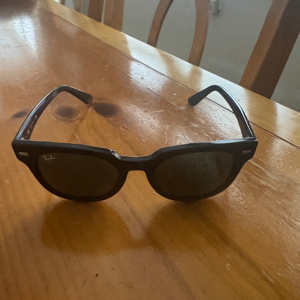 Ray-Ban Black RB4168 Meteor Square Sunglasses
